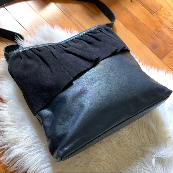 Marie Turnor Spacious The Ruffle Suede Leather Shoulder Bag - Picture 2 of 12